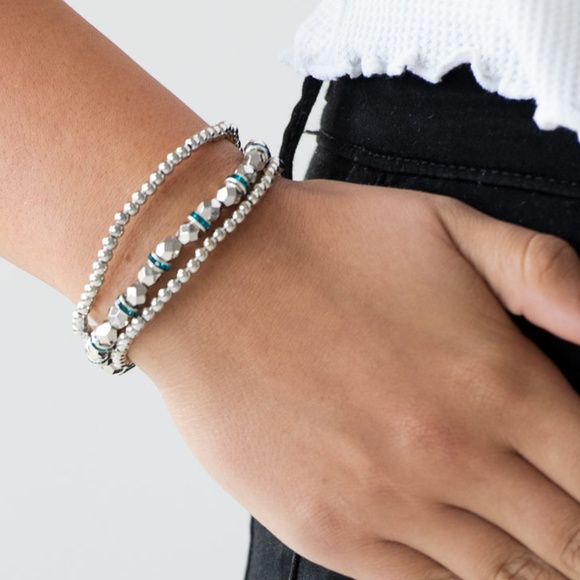 paparazzi Jewelry - Let There BEAM Light - Blue Bracelet Set paparazzi Jewelry - Let There BEAM Light - Blue Bracelet Set